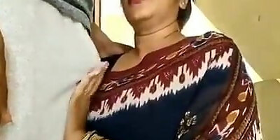 indian aunty gives the perfect blowjob porn